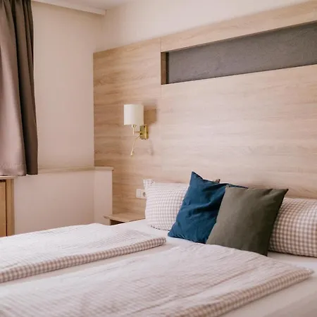Vogtareuther-hof Hotell 2*